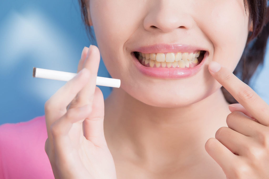 Does Vaping Make Your Teeth Yellow